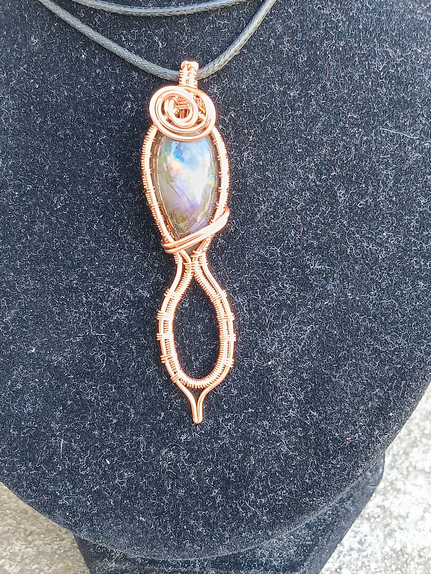 Labradorite Infinity Elvish Pendant