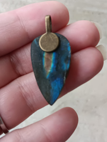 Rough Labradorite Simple Bail Pendant