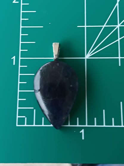 Lolite Simple Bail Pendant