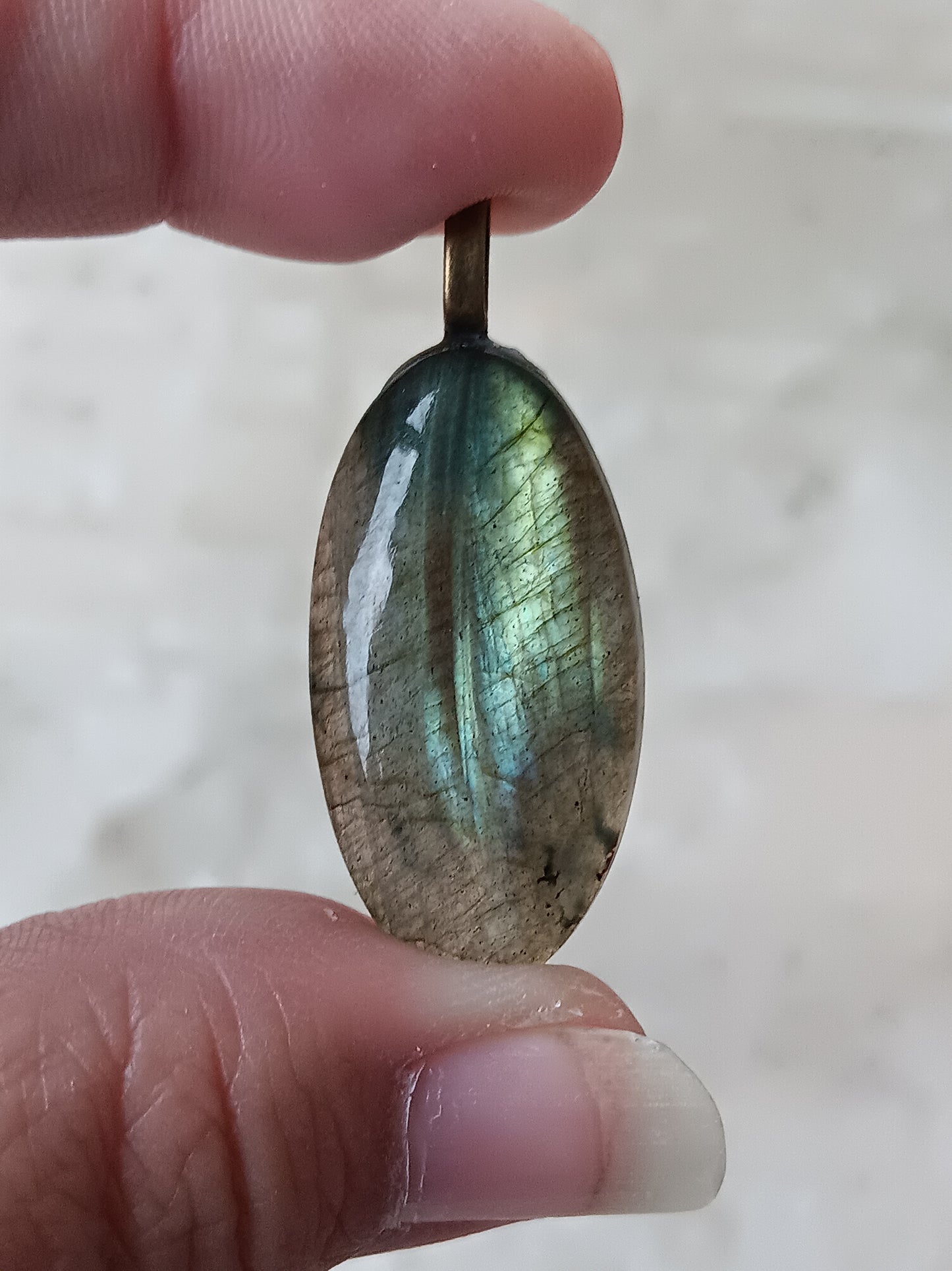 Green Flash Labradorite Simple Bail Pendant